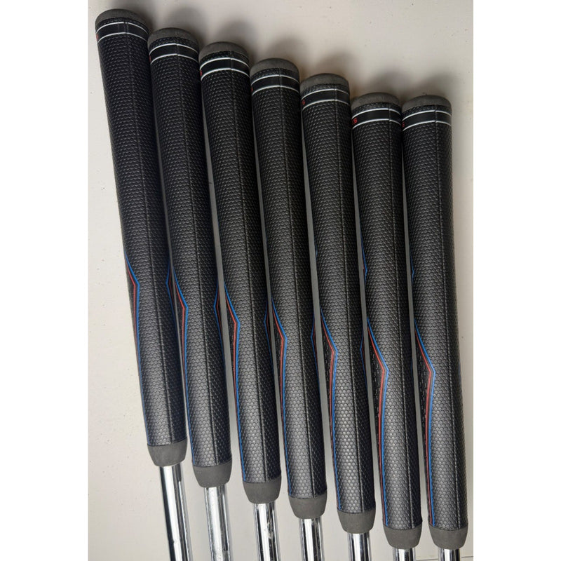 TaylorMade P770 Irons 4-PW - Dynamic Gold Mid 115 S300 Stiff Jumbo Max XS - Good image 8