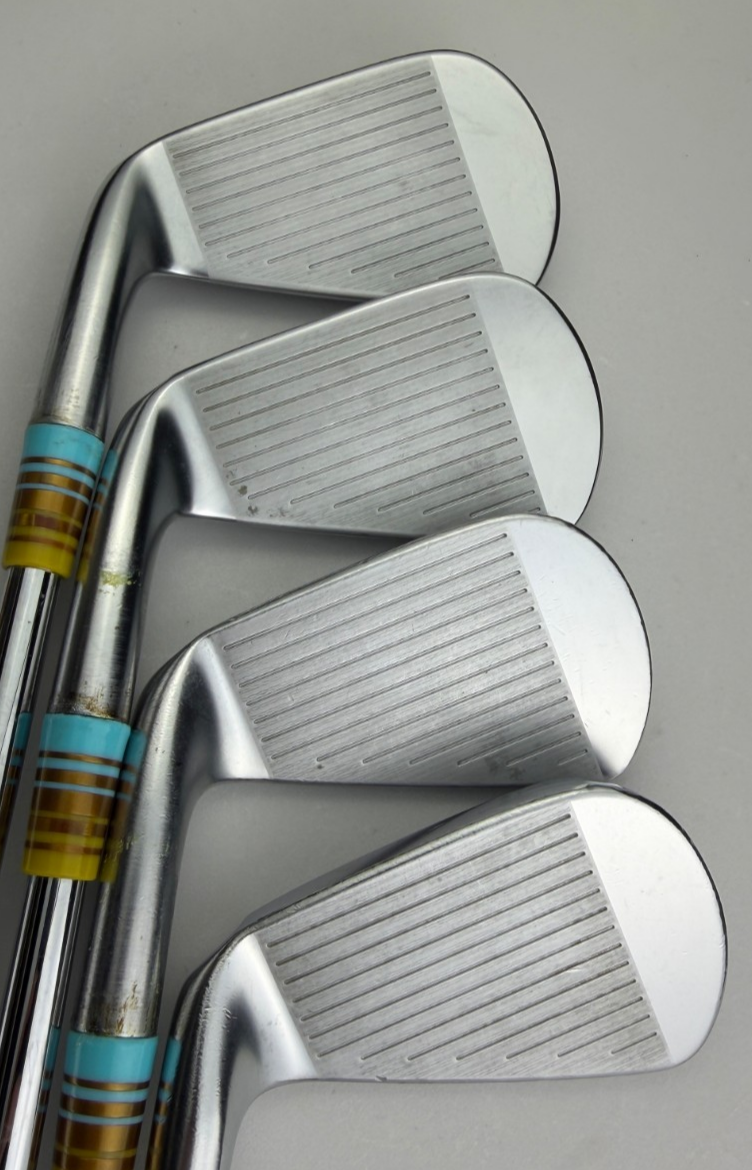 Srixon Zxi7 Irons, Right-Handed, Stiff flex, used golf club, view 5