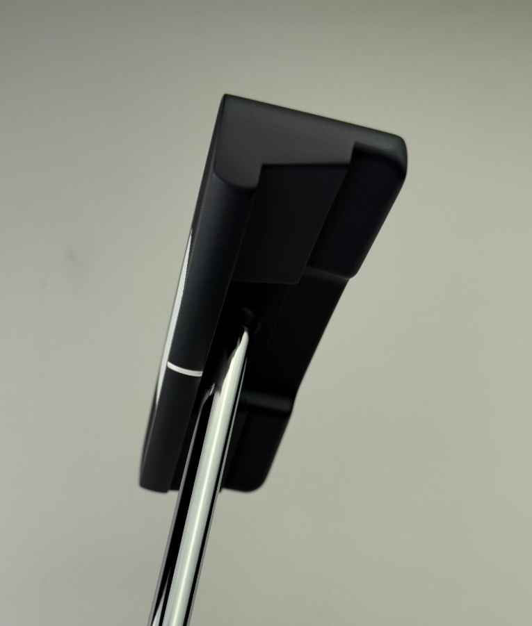 Odyssey S2S Ai-One Cruiser DW Putter, Right-Handed, Putter flex, used golf club, view 4