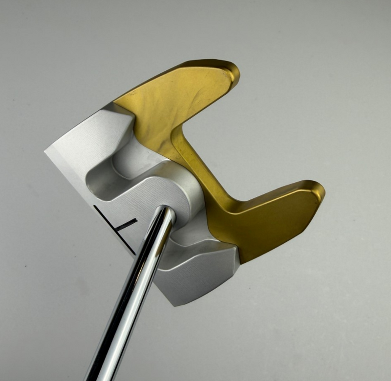 Bobby Jones Night &amp; Day PU Putter, Right-Handed, Stock flex, used golf club, view 5