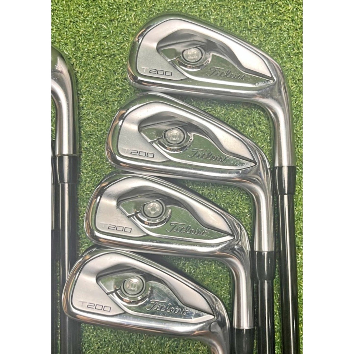 Titleist T200 2019 4-PW, 48* - Tensei AV Red AM(2) Regular Flex - Very Good