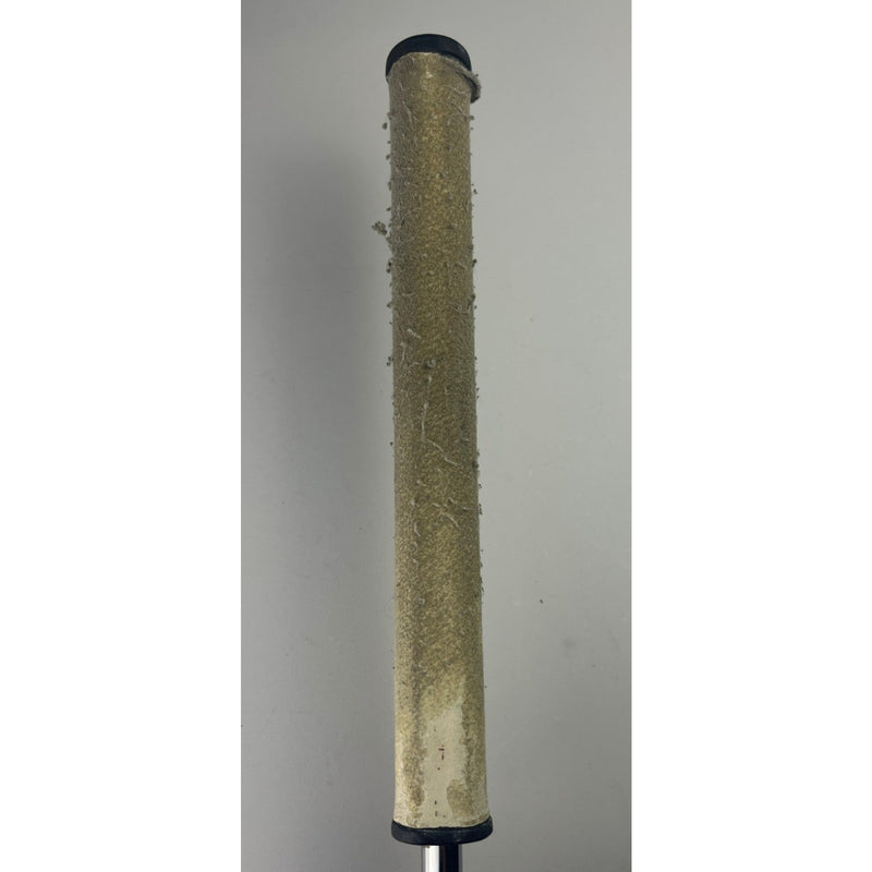 Odyssey O-Works V-Line Fang CH 34 RH Putter — image 5