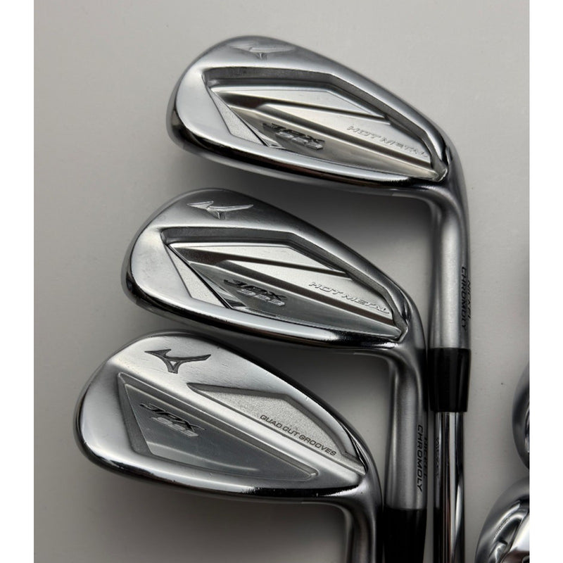 Mizuno JPX 923 Hot Metal Irons 5-PW, GW - KBS Tour LIte Stiff Flex - Excellent image 3