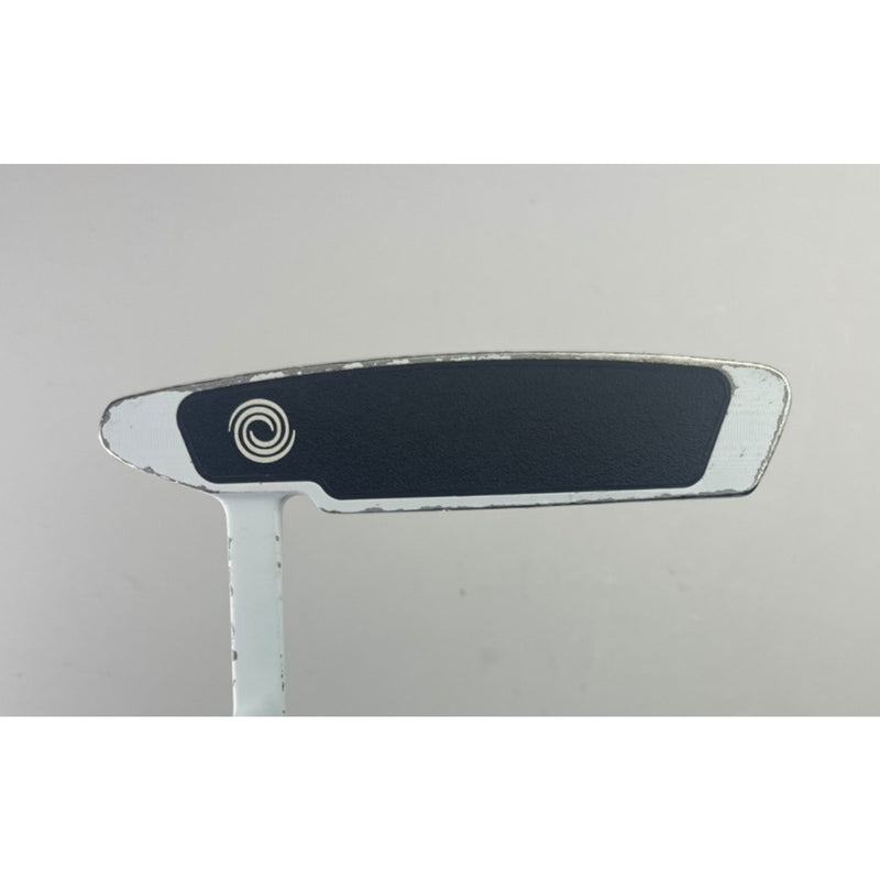 Odyssey Versa 2 White 35.25" Putter — image 3